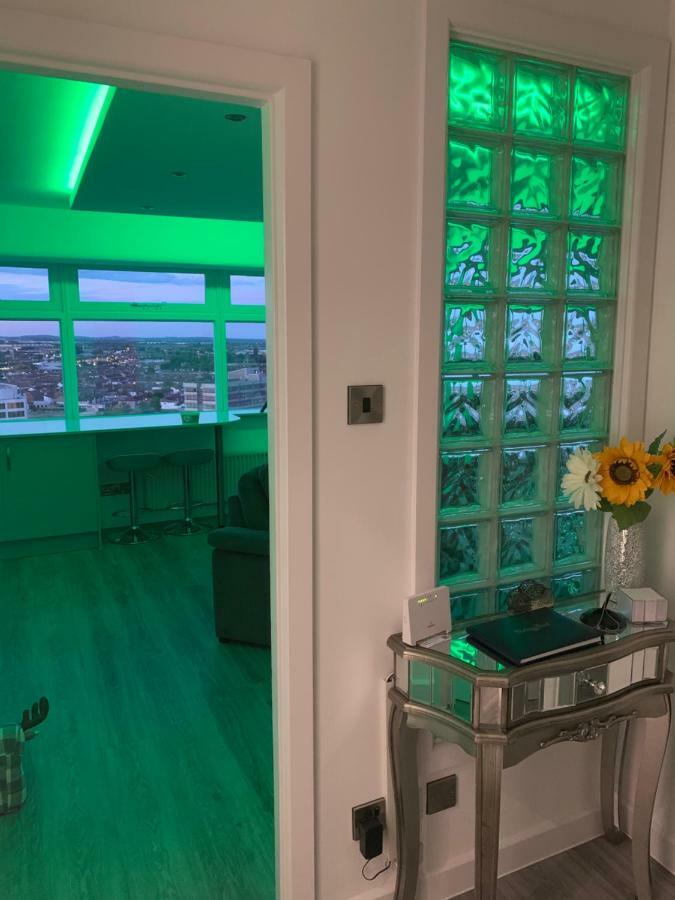 Luxury Panoramic Balcony Swindon Central 외부 사진